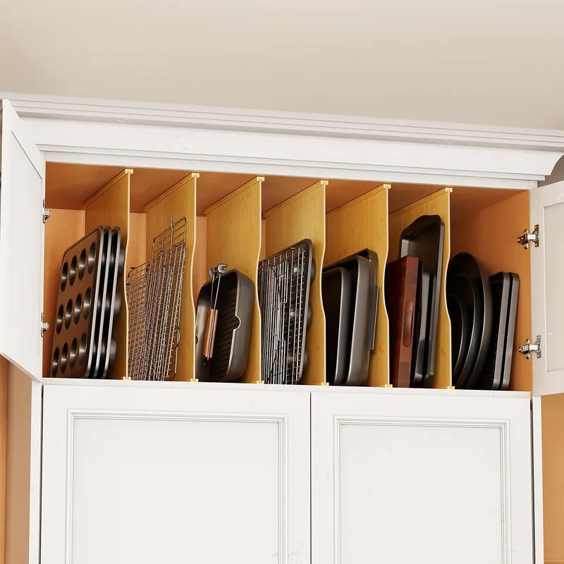 Kitchen Cabinet Baking Sheet Organizer - キャビネット用トレイ仕切り6個セット。プレスボード製で、キッチンのクッキー焼き用トレイや、縦型のパンやトレイを整理するのに最適。