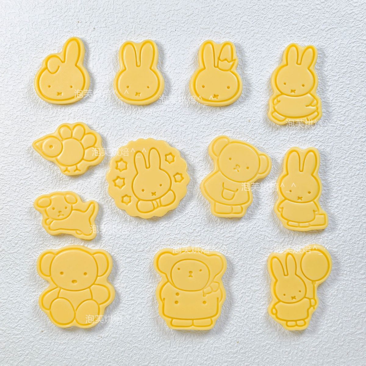 Baking Kitchen For Kids - かわいい 3D プレスクッキー型 ミッフィー柄付き 再利用可能なベーキングツール 子供